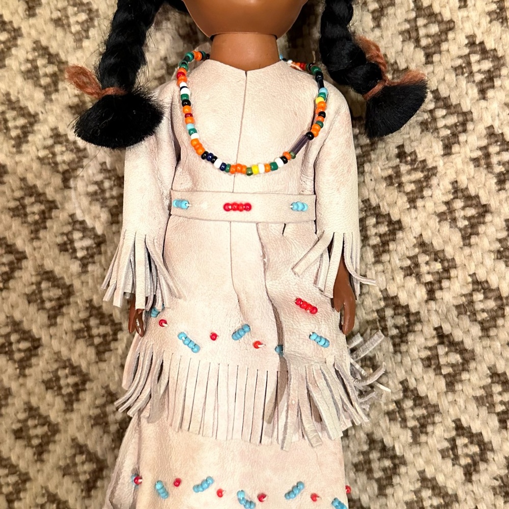 Vintage Native American Doll with Papoose Baby - Picture 9 of 9